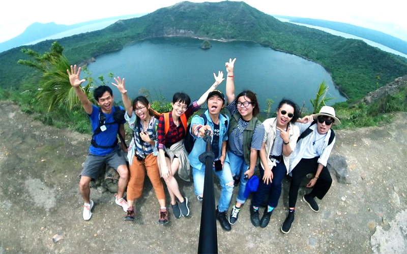 blogger du lich tuan cuong chan 2