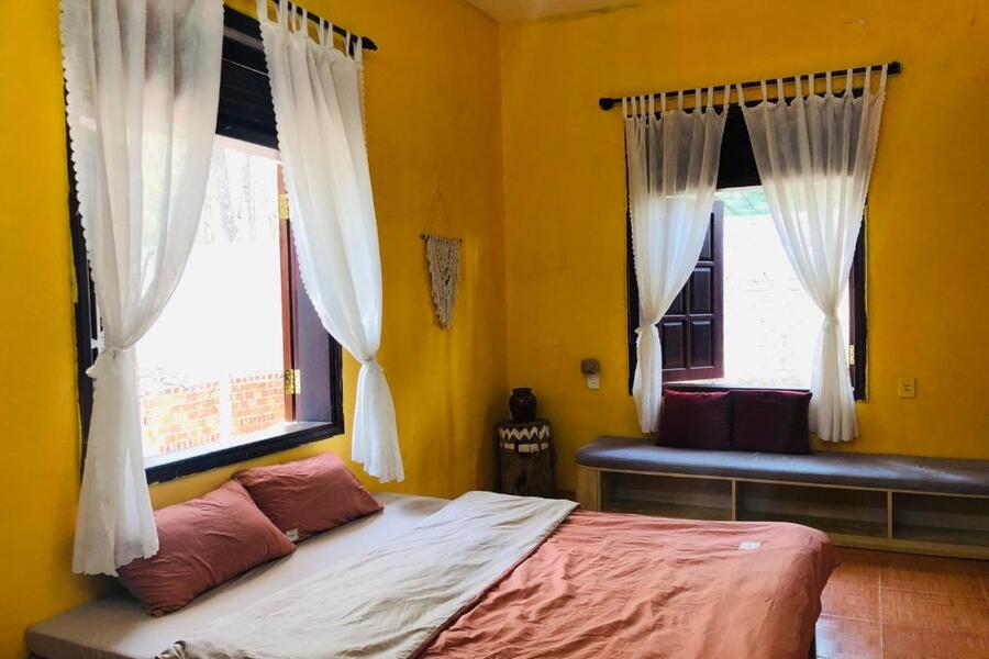 Chino Homestay nằm gần Sông Đăk Bla.